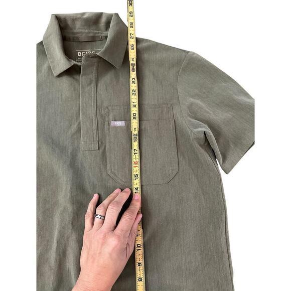 FIGS Men's Olive Green Elmina Collared Top & Kauro Cargo Scrub Pants Size XS - Picture 5 of 13